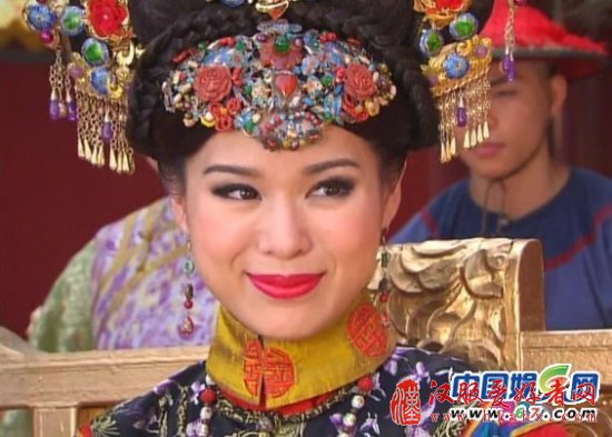 钟嘉欣胡杏儿吴倩莲刘嘉玲 女星古装暴丑照亮瞎