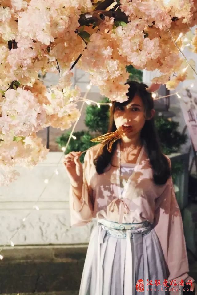  汉服形制之齐腰襦裙