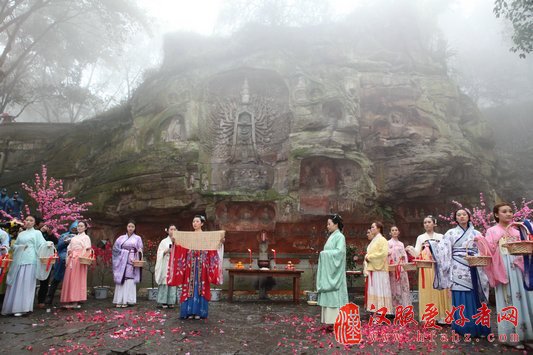 农历二月十五 泸县玉蟾山再现花朝节习俗