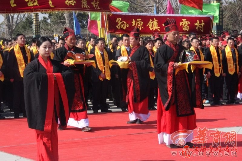 “二月二颂药王”!穿汉服 在铜川药王故乡祭拜