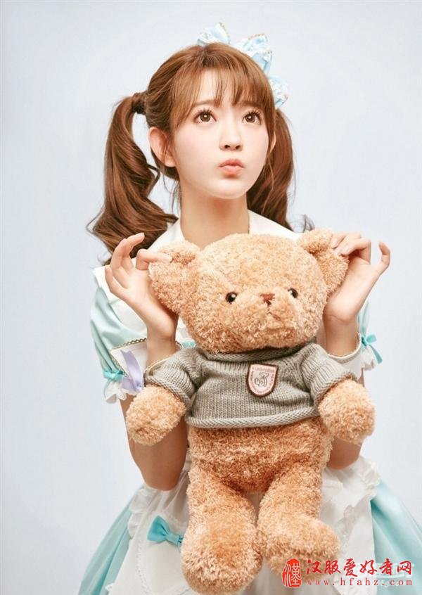 【福利】韩国第一美少女Yurisa最新写真 气质爆棚