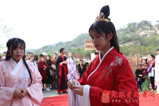 祭花神仪式