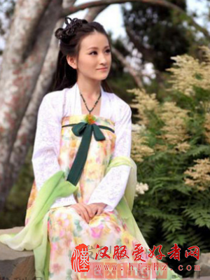 汉服编发视频 让你做个古典女子
