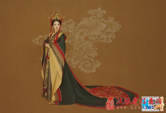 孙俪再现秦宣太后传奇人生 古装写真美似画中人