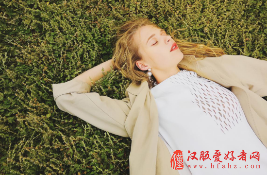 美图V6挑战商业摄影大片拍摄：秒杀后期精修师