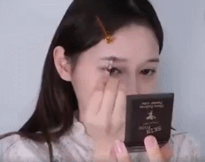 范冰冰杨幂古装剧中争艳 一秒美过女主的妆容看