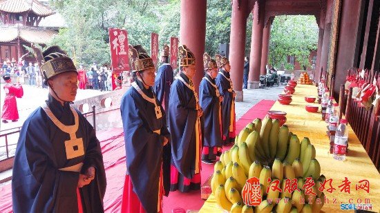 清明节：德阳文庙举行祭孔典礼追忆先贤