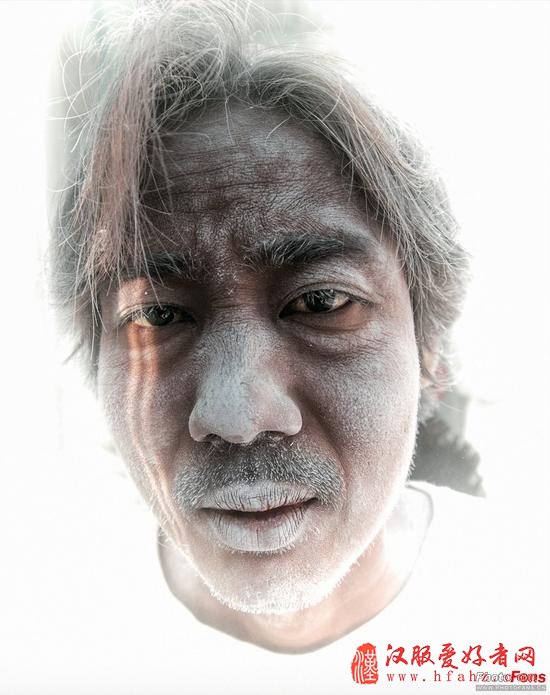 ▲《缅甸佛像厂的工人》