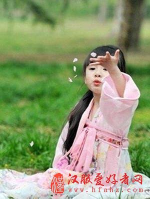 汉服樱花小萝莉