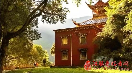 如何拍出透亮的逆光照片 从前期到后期详细技巧