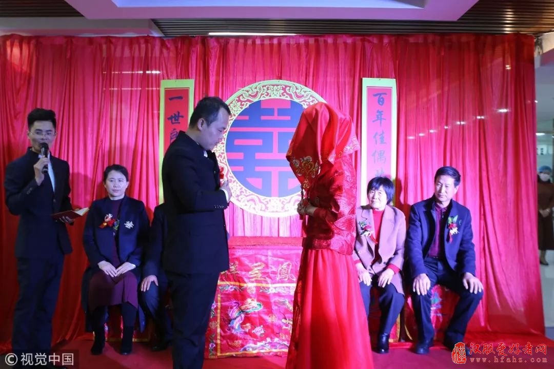 两年工资才够结一次婚，中式婚礼是爱情的坟墓