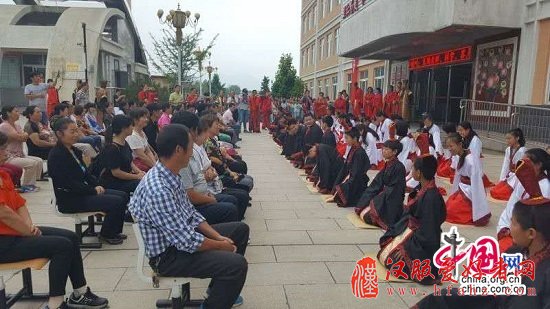 怀柔区渤海镇中心小学首届汉服圣贤毕业礼成功举行