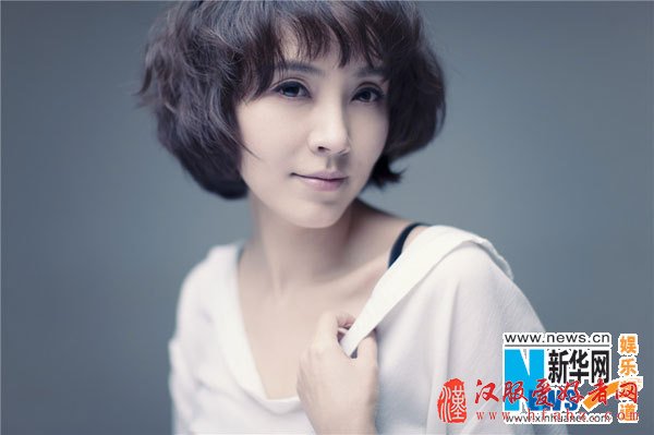 商榕秋日暖阳唯美写真 新剧搭档明道演夫妻(图
