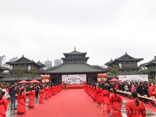 知名酒企万茗堂助力中国洛阳首届华夏汉服旅游