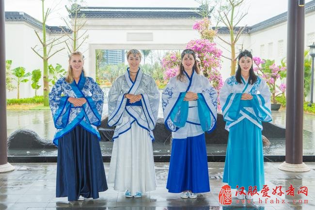 四位美女球员（图片来源：女子中巡）