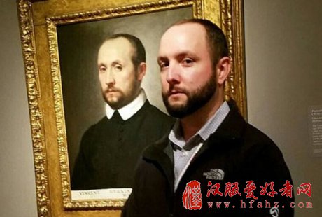 網友展示與油畫人像合照 相似度驚人
美國藝術博客網站“無聊熊貓”上匯集了一系列令人稱奇的照片。畫面中的人們站在博物館的一張張人物肖像油畫旁,樣貌與畫中人物的相似度驚人。【詳細】
國際熱圖
