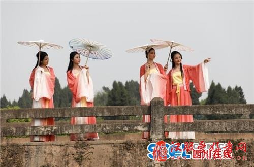 看镜头里的最美柠檬花仙子 一大波古装美女高清照来袭