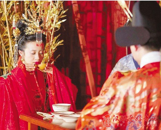 浙大一对校友办了场明制汉婚