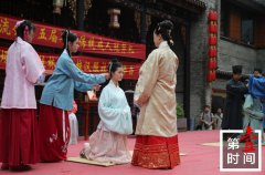 高清组图：桂林上百位汉服爱好者表演传统成人