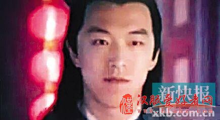 黄渤古装旧照五官清秀与吴亦凡、金宇彬撞脸(图)