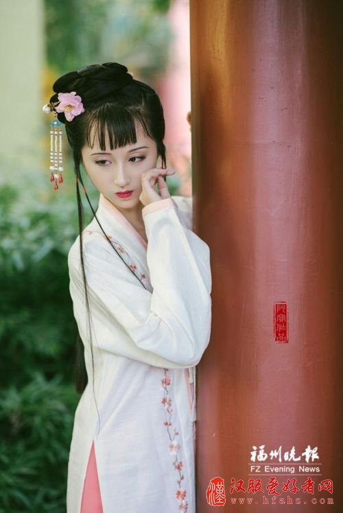 福师大汉服女神神似87版林黛玉 福建师范大学杨